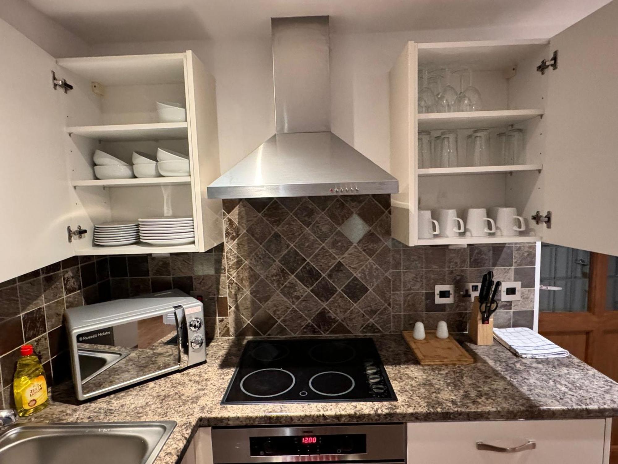 3Br House Ossett-Wakefield, Free Parking 3 Cars Wi Fi Long Stays Ngoại thất bức ảnh